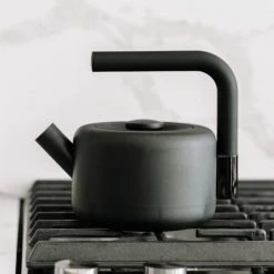Tea Pots Fellow Clyde Stovetop Tea Kettle 1.7 L 7 Tea Pots Fellow Clyde Stovetop Tea Kettle 1.7 L -Barista and Coffee Accessories Shop unnamed file 157