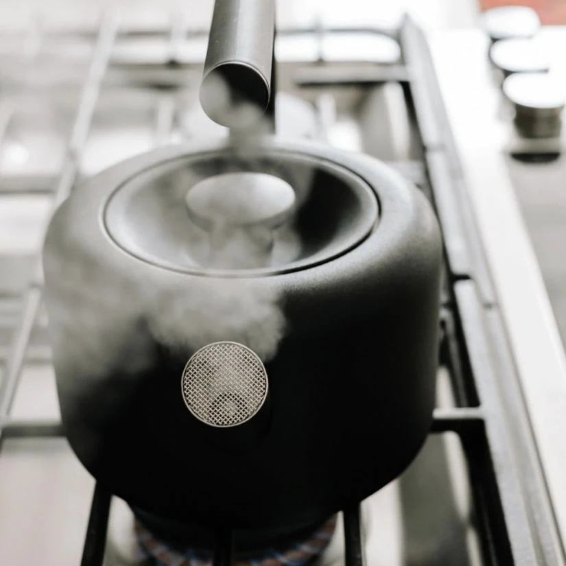 Tea Pots Fellow Clyde Stovetop Tea Kettle 1.7 L 5 Tea Pots Fellow Clyde Stovetop Tea Kettle 1.7 L - Image 4